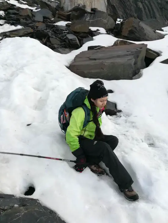 2nd Peak-Sigunaing: Slipped down from a hill